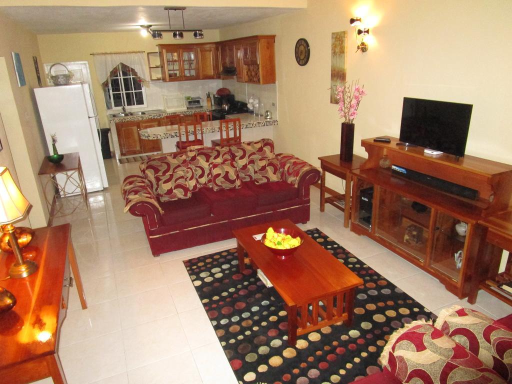 The Residence Portmore Apartments Exterior foto