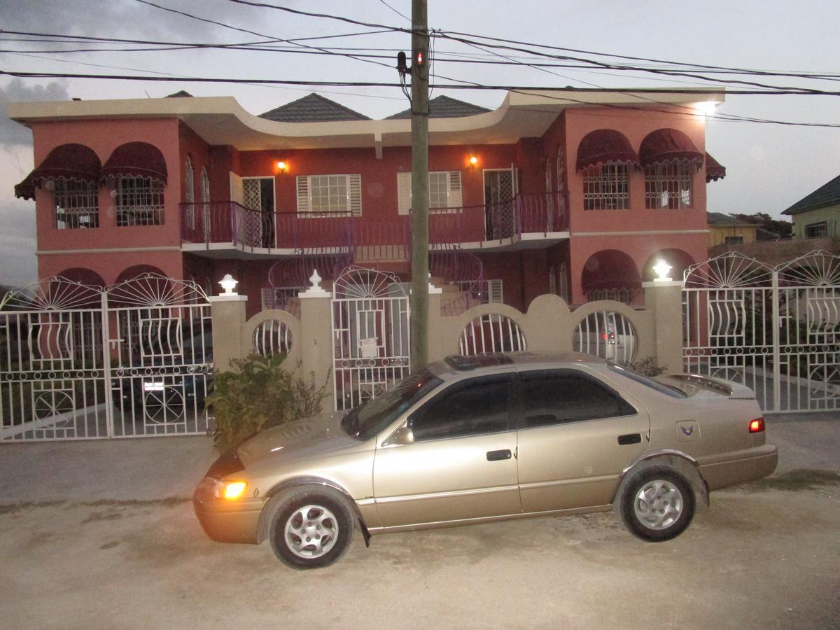 The Residence Portmore Apartments Exterior foto